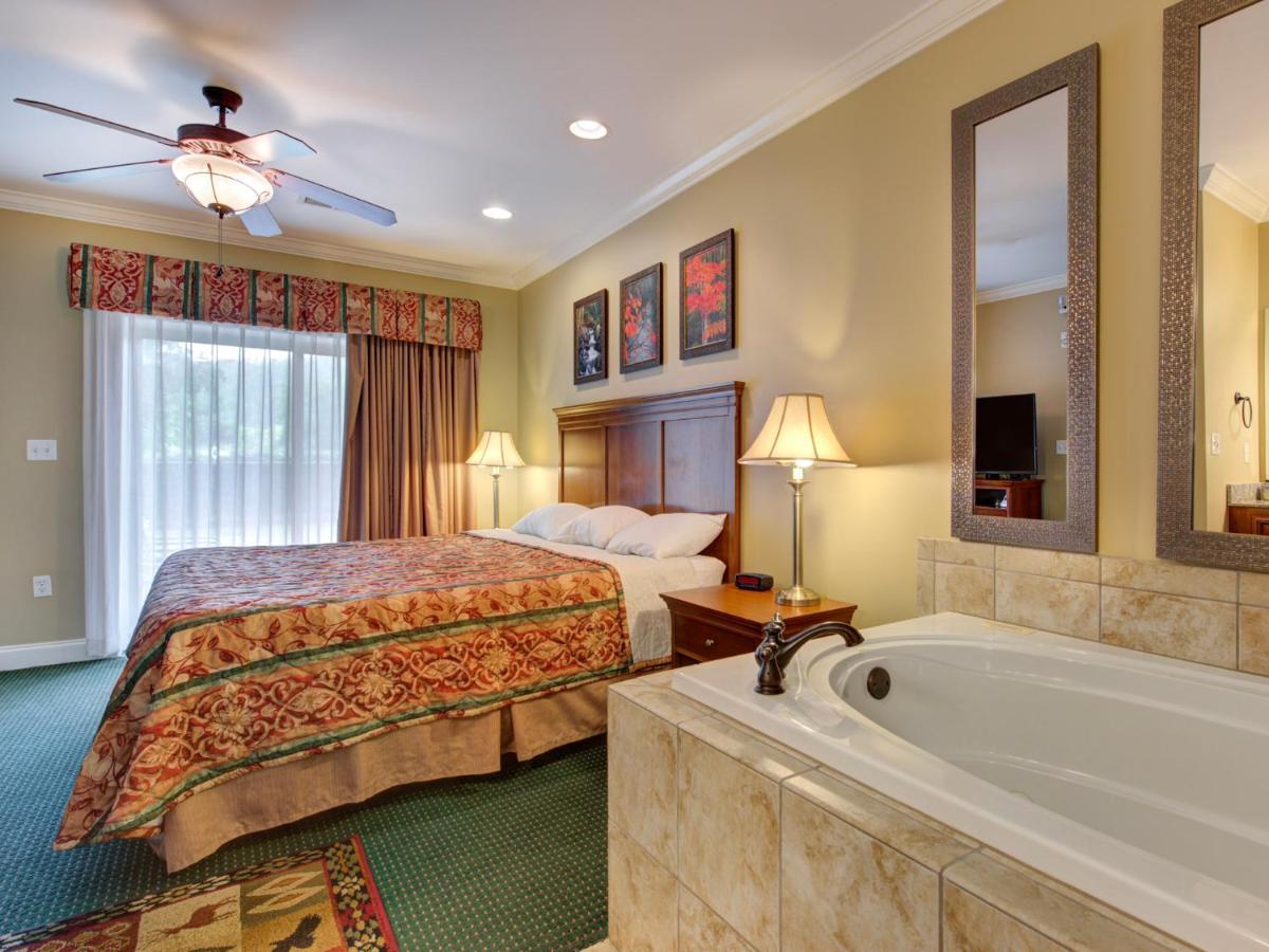 City Bear, 2Br, Pool, Spa, Downtown Gatlinburg, Sleeps 6 Lejlighed Eksteriør billede